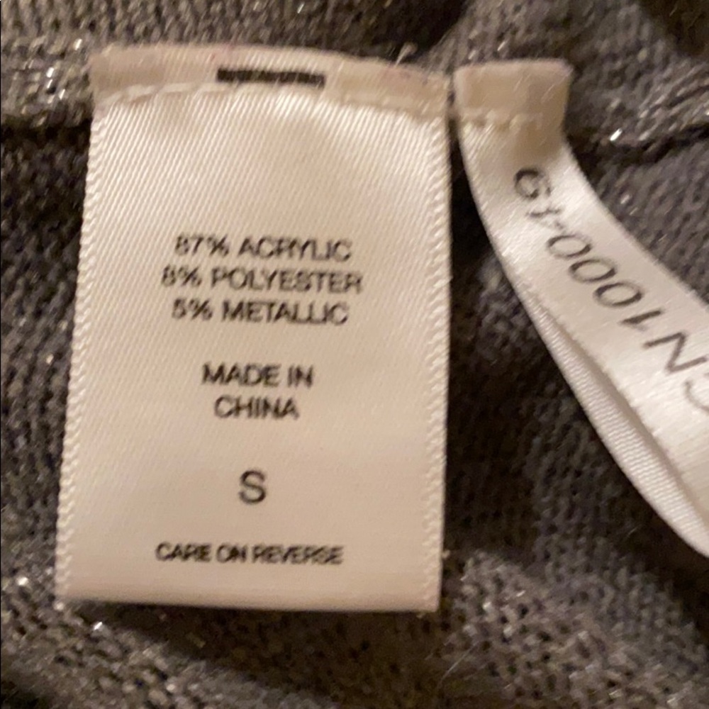 New York & Company sweater - Picture 8 of 9
